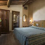 Il Piccolo Castello Hotel 4*