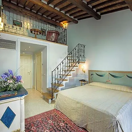 Hotel Il Piccolo Castello Monteriggioni