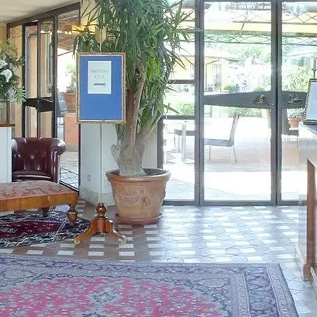 Il Piccolo Castello Hotel Monteriggioni